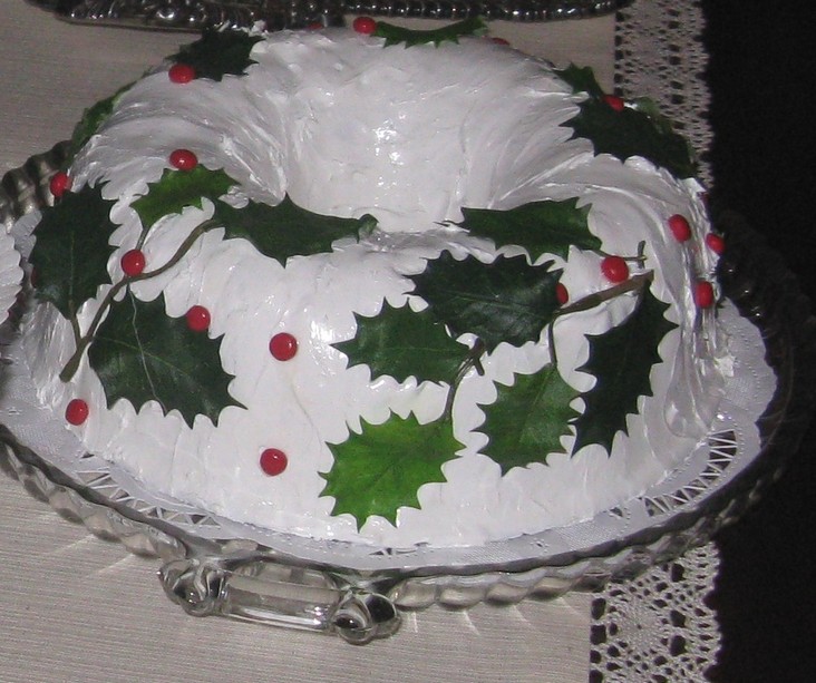 Holly Cake